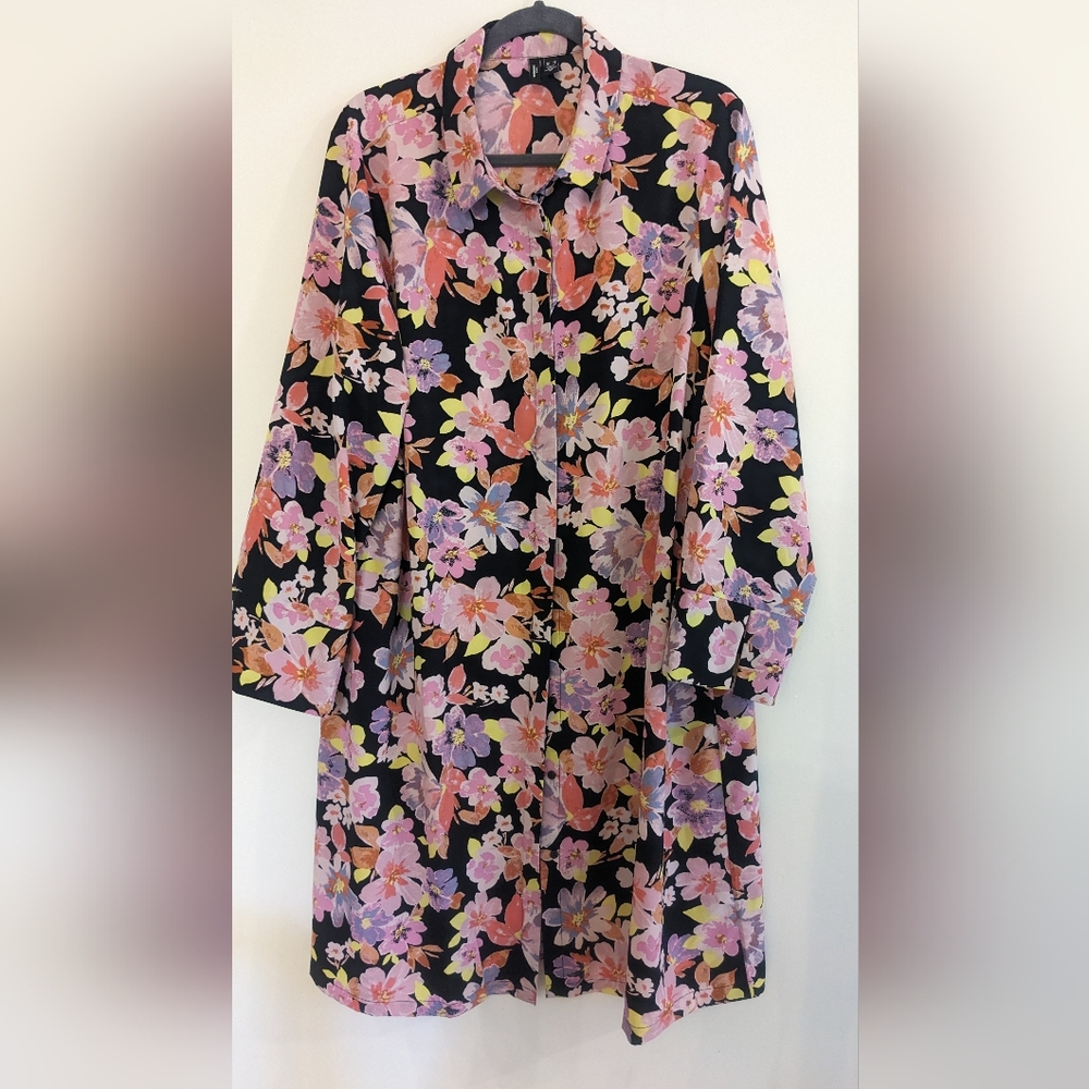 3 quarter sleeve floral print dress.